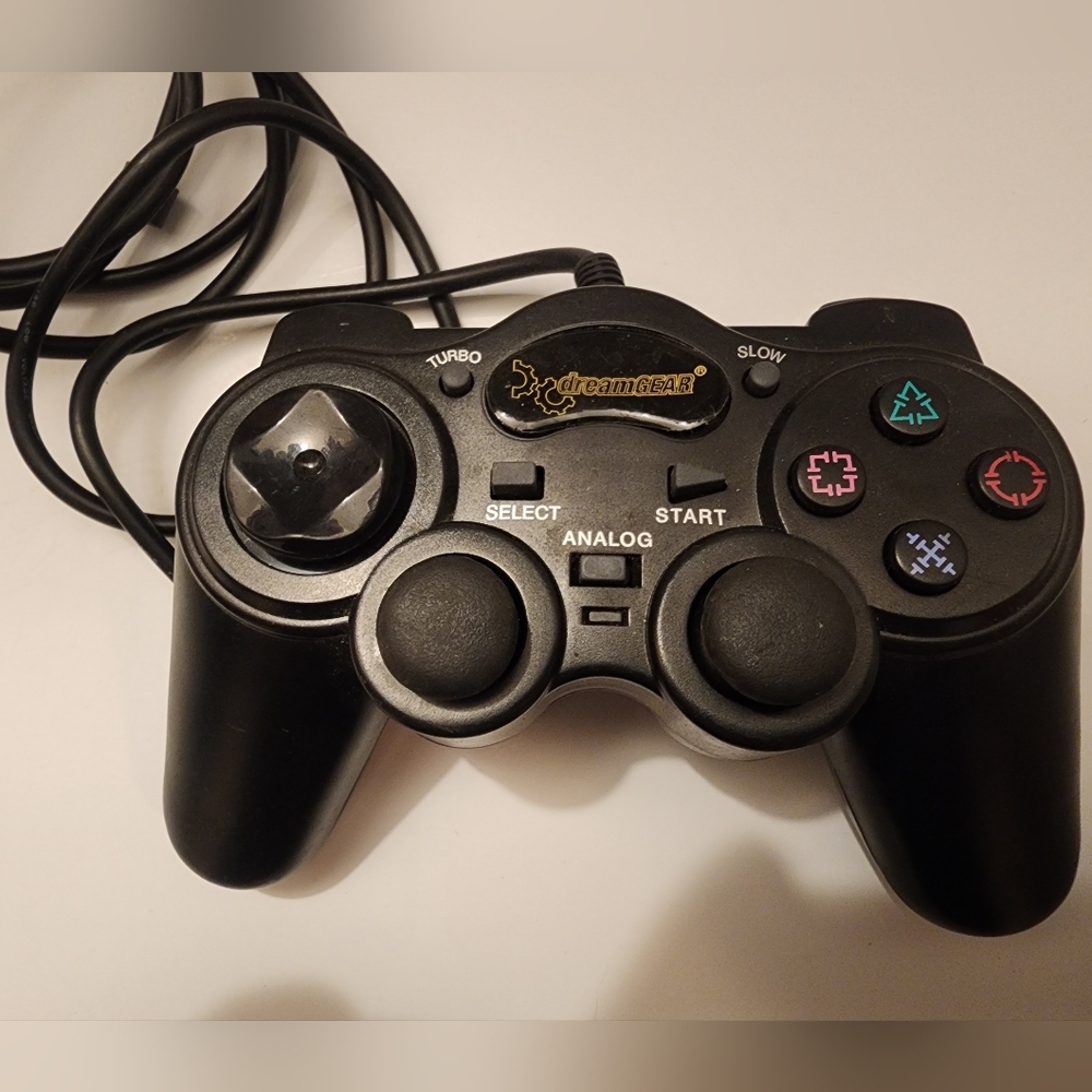 dreamGEAR Wired Black PS2 Cobtroller Dreampad/Gamepad (DGPN-553)  Play Station 2
